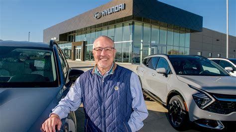 Peoria businessman to open modern car dealership soon