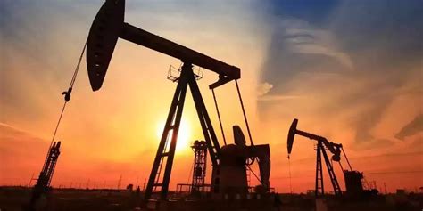 India's Oil Sector Shows Mixed Trends: July 2024 Production Falls ...
