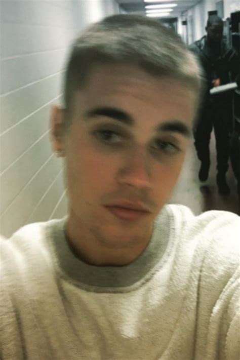 Justin Bieber Shaved Head Pictures - New Buzzcut Hairstyle 2016 ...