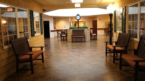 Senior Living Prices & Photos | Maumee, Ohio | The Lakes of Monclova