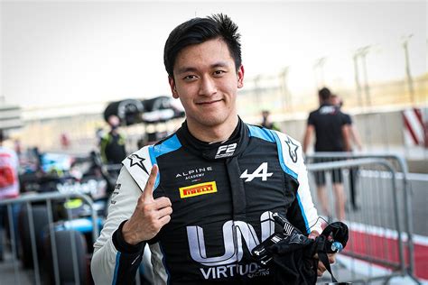 中国历史首位F1正式车手周冠宇：12岁去英国留学，改变了我的人生。 - 知乎