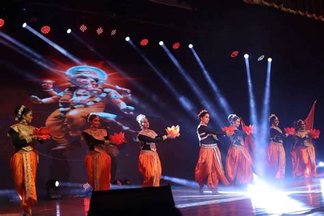 Fantasy Entertainment - Choreographer - Pune University - Weddingwire.in