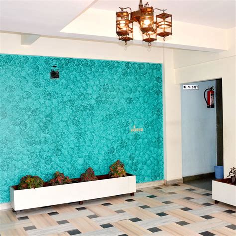 GAUTAM HOTEL (Varanasi) - Hotel Reviews, Photos, Rate Comparison ...