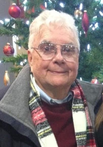 Carl Emmett Runge | Hamiltons Funeral Home