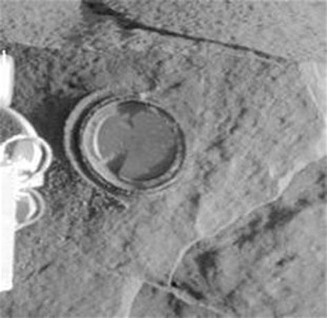 Alien Artifacts On Mars 的图像结果