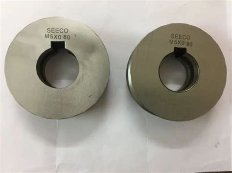 Rezultat imagine pentru Thread Rolls Tooling