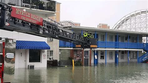 Myrtle Beach hotel loses part of its roof, 4 people rescued from motel