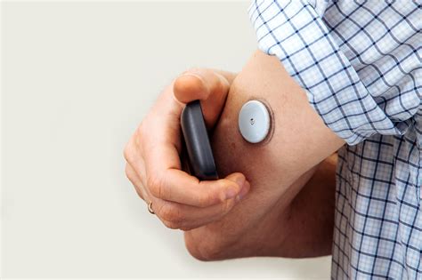 sensor diabetes checkup glucose man system sugar monitoring scan test ...