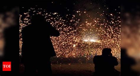 Kolkata: 'Supreme Court cracker order applies to both Kali Puja ...