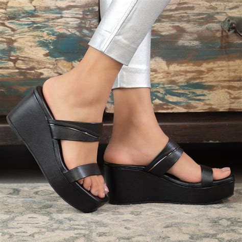 Buy Black Women's Wedges - The Tofame Black | Tresmode