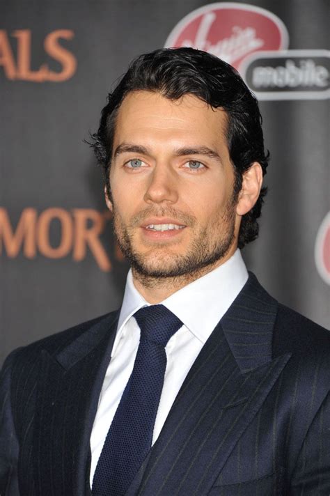 Henry Cavill Height and Weight height and weights