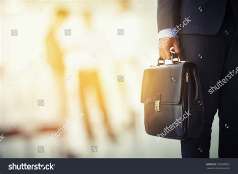 Businessman with Briefcase 的图像结果