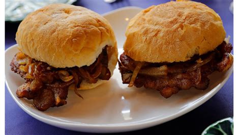 5 Must-Have Delicacies for a Heavenly Food Adventure in Macao ...