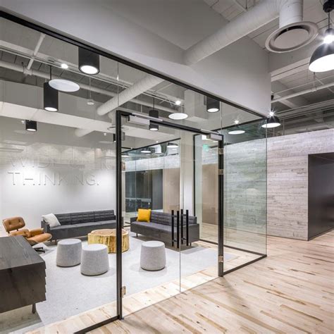 800平方办公室装修设计效果图_岚禾设计