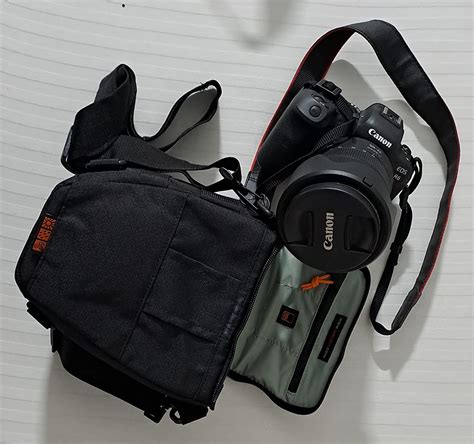 Buy Lowepro Toploader ZoomTM 50 AW II (Black) Online at Low Prices in ...