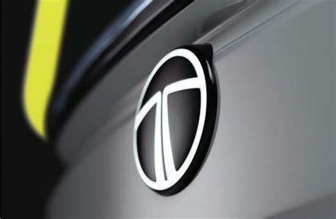 Tata Motors registers all-time high sales in CY2023: 550,838 PVs, 12.55 ...