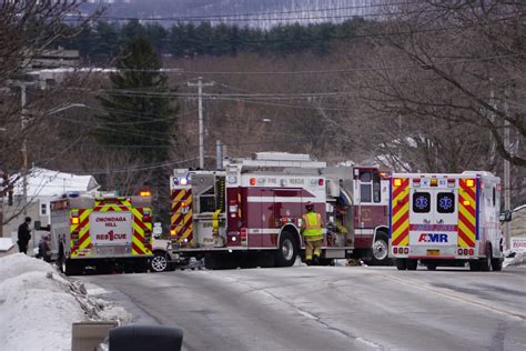 Multi-vehicle crash shuts down West Seneca Turnpike in Onondaga ...
