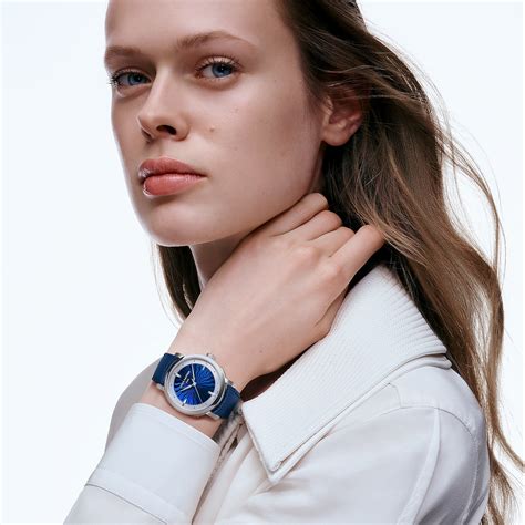 Louis Vuitton Escale, Automatic, 39mm, Platinum - All Watches | Louis ...