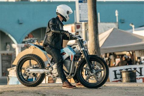 A Tesla Motorcycle? | Motorcycle Amino Amino