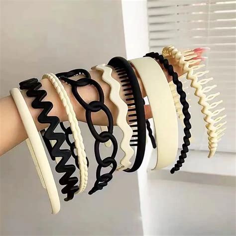 Black & white Hairbands Combo – Jewelsmars