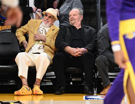 Photos: Celebrities courtside during Lakers playoff games - Los Angeles ...