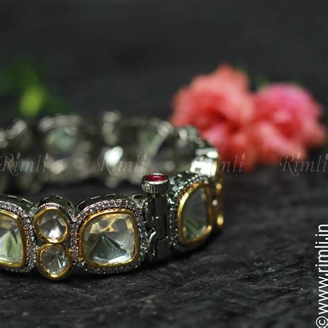 Deeksha Victorian Kundan Bangle