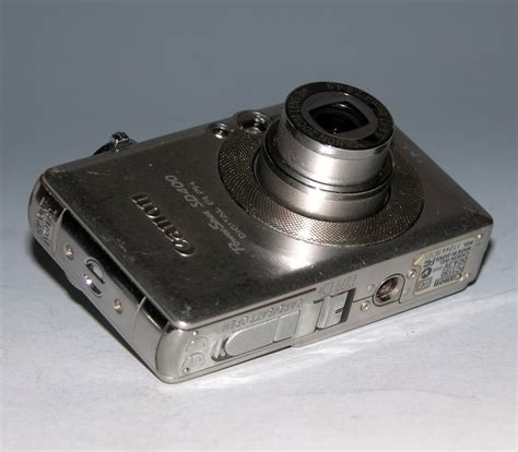 Canon PowerShot Digital ELPH SD400 5.0MP Digital Camera #6721