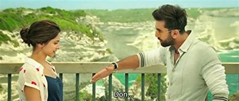 5 Effective Ways To Make The First Move On A Woman Youre Crushing On