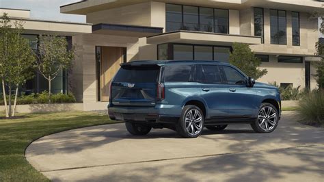 The Most Potent V8-Powered Luxury American SUV