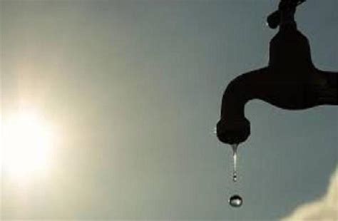 बूंद-बूंद पानी को तरसे लोगों ने प्रशासन को दी यह चेतावनी - people ...