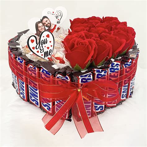 Send Best Handmade Valentine Day Gift Box With Chocolates