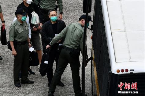 香港47人涉“串谋颠覆国家政权罪”提堂_腾讯新闻