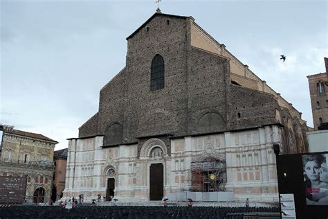 San Petronio, bologna, Italy - Top Attractions, Things to Do ...