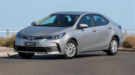 2017 Toyota Corolla Sedan Pricing And Specs New Looks More Kit And - Latest Toyota News