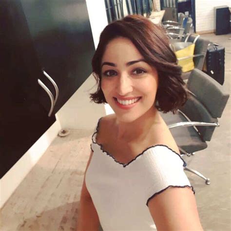 Raging Short Haircuts for Girls in 2021 | Femina.in