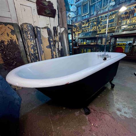 Clawfoot Bathtub Vintage at Marilyn Stumpf blog