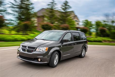 DODGE Grand Caravan Specs, Performance & Photos - 2007, 2008, 2009 ...