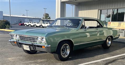 1967 Chevy Malibu Curbside Classic: 1967 Chevrolet Chevelle Malibu