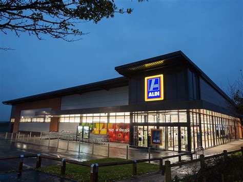 Aldi to become highest-paying supermarket in the UK with pay rise for 3,000-strong workforce ...