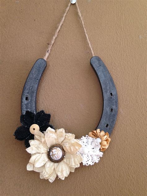 23 Horseshoe crafts ideas | horseshoe crafts, horseshoe, horseshoe art