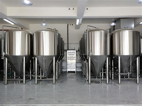 中小型精酿啤酒厂设备3000L糖化系统_山东申晖国际啤酒设备生产厂家