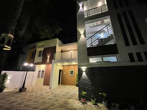 Winngoo Pages - Search while you commute