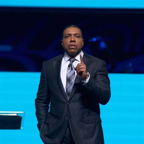 Creflo Dollar's net worth, age, children, wife, church, sermons ...