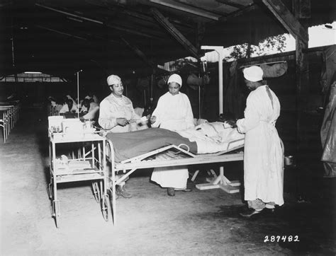 Army Nurses in New Guinea Surgical Ward – Women of World War II