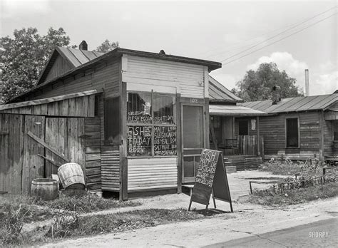 Grocery store in Laurel, Mississippi. May 1939. : r/mississippi