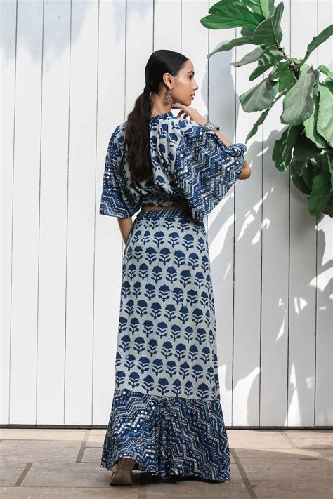 Bell Sleeves Top and Skirt – Akashi Clothing