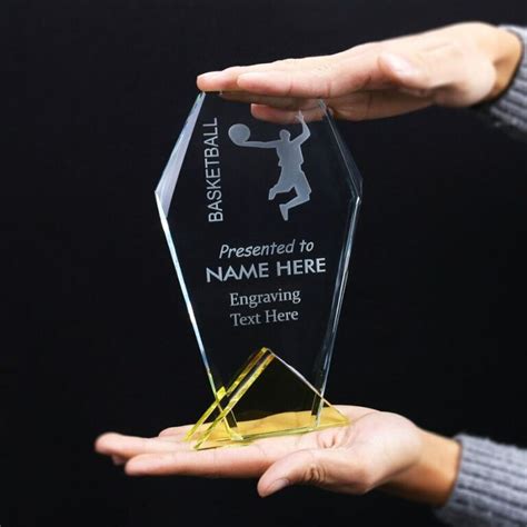 Graduation Trophy 的图像结果