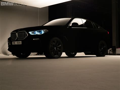 EXCLUSIVE: BMW X6 Vantablack - Upclose videos and new photos