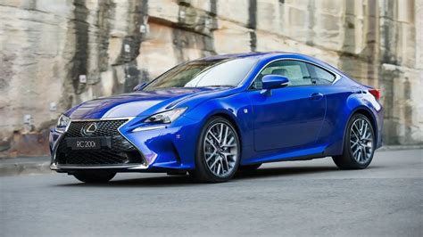 2016 Lexus RC200t Review - Drive