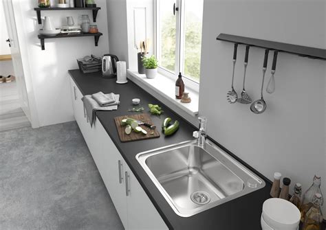 hansgrohe Kitchen mixers: Focus M42, Single lever kitchen mixer 150 ...